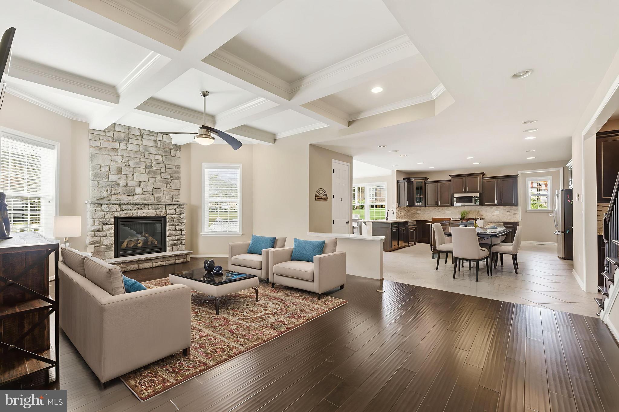 HUNTER RIDGE ESTATES - Residential