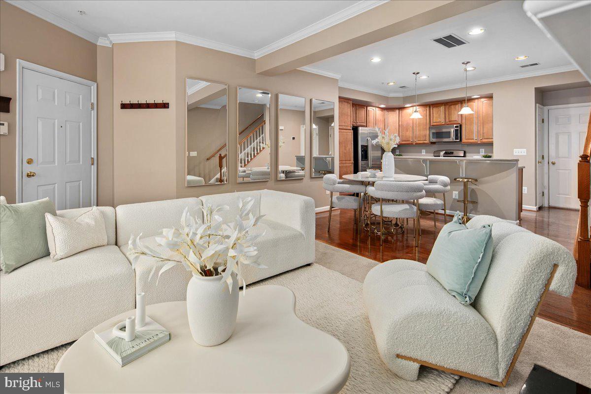 CONDOMINIUMS AT KIRKPATR - Residential