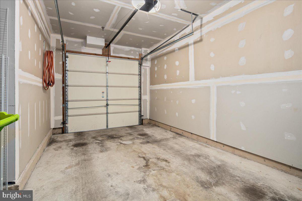 CONDOMINIUMS AT KIRKPATR - Residential