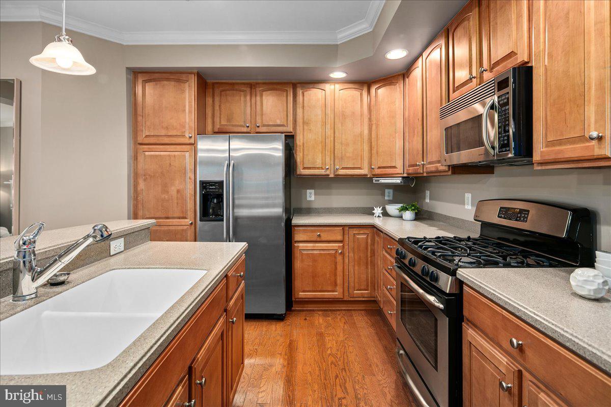 CONDOMINIUMS AT KIRKPATR - Residential