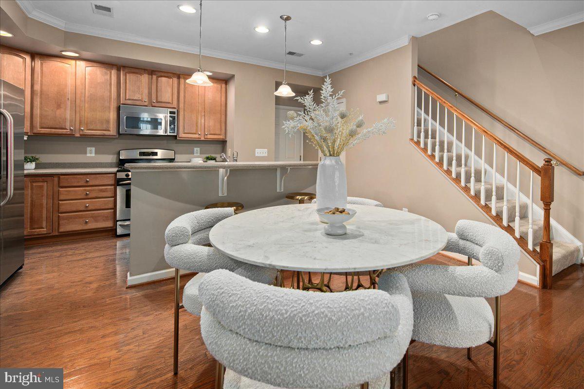 CONDOMINIUMS AT KIRKPATR - Residential