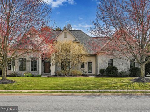 Photo of 1177 S BRISTOL DR, LITITZ, PA 17543 (MLS # PALA2032648)