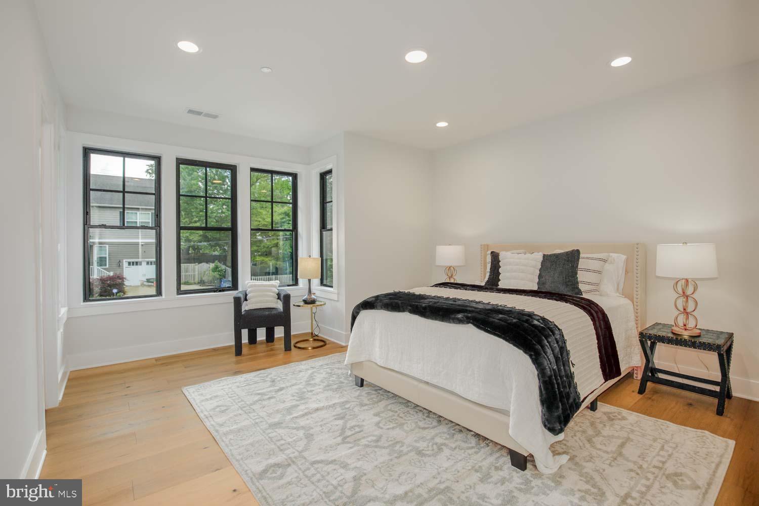 PARKWOOD - Residential