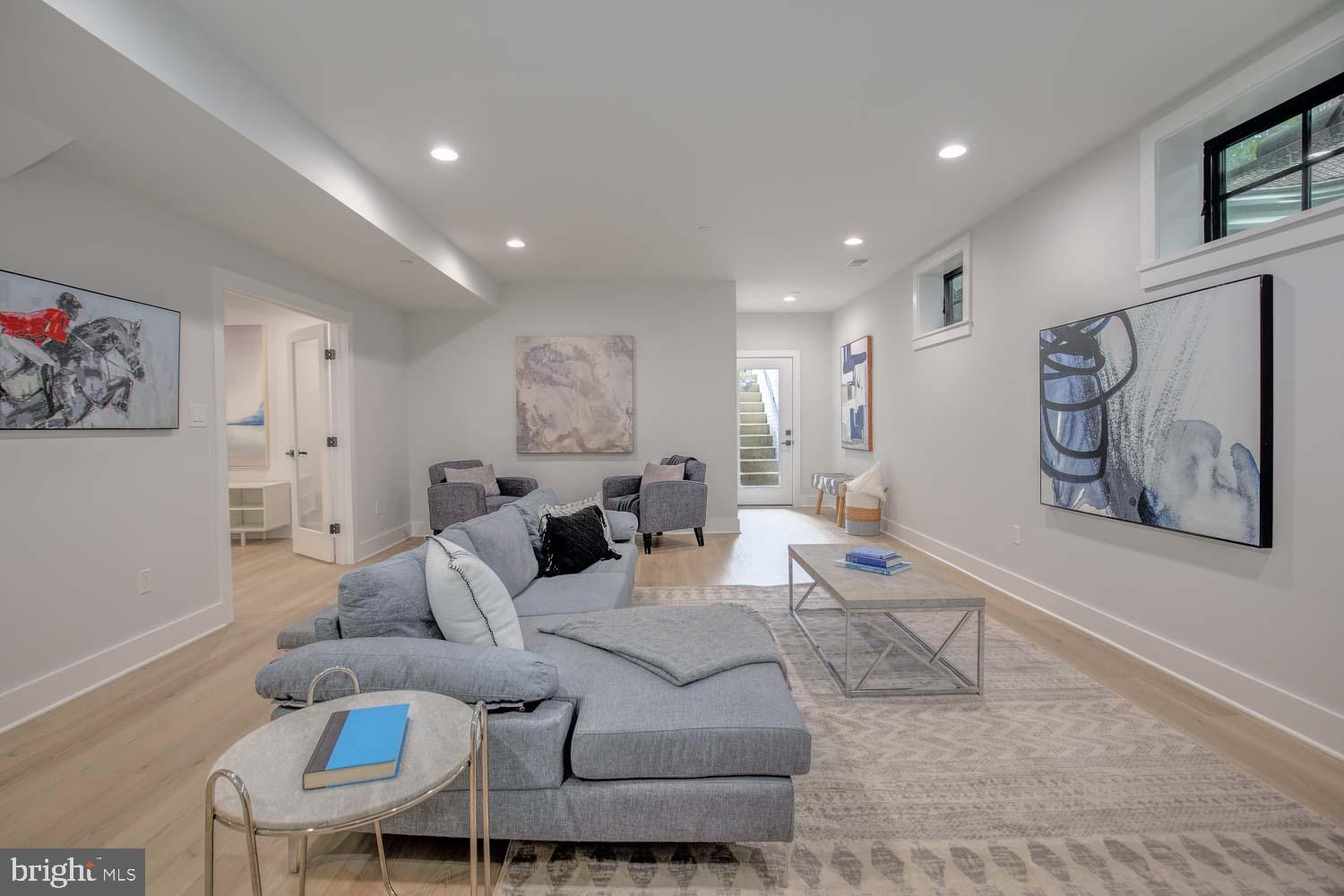 PARKWOOD - Residential