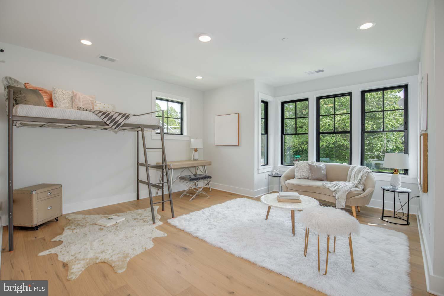 PARKWOOD - Residential