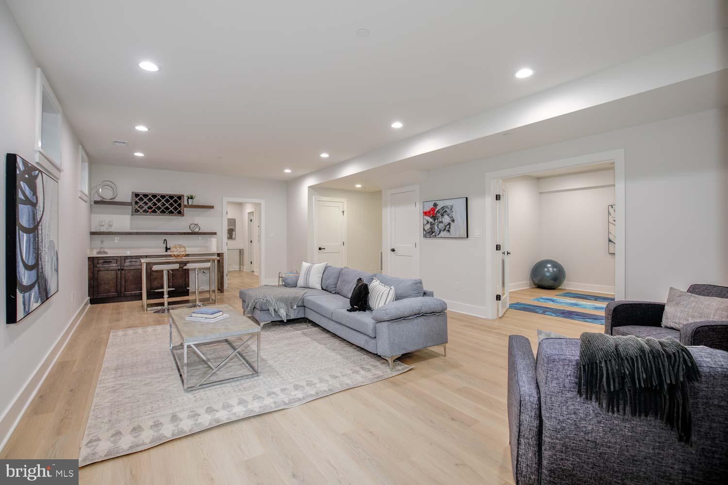 PARKWOOD - Residential