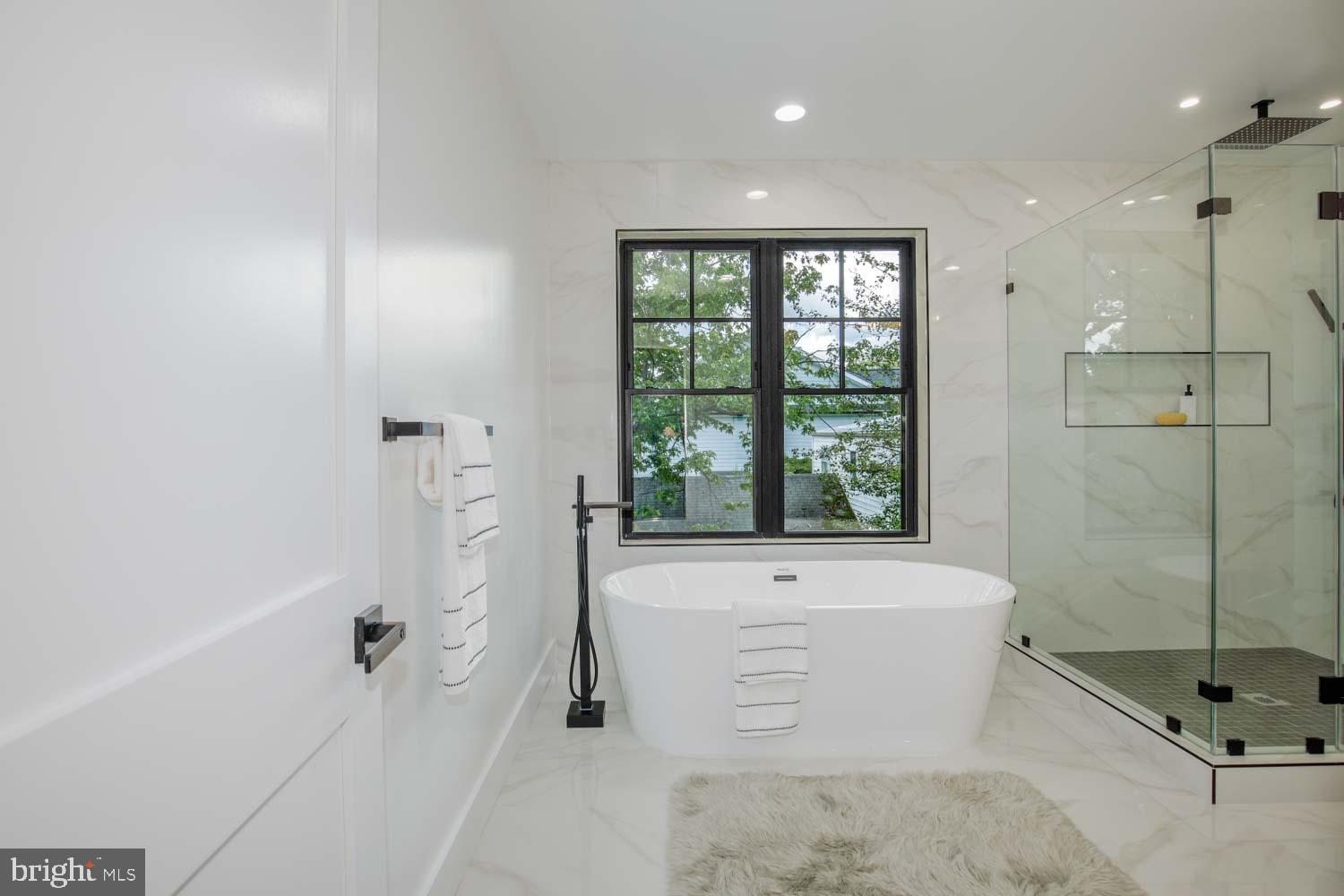 PARKWOOD - Residential