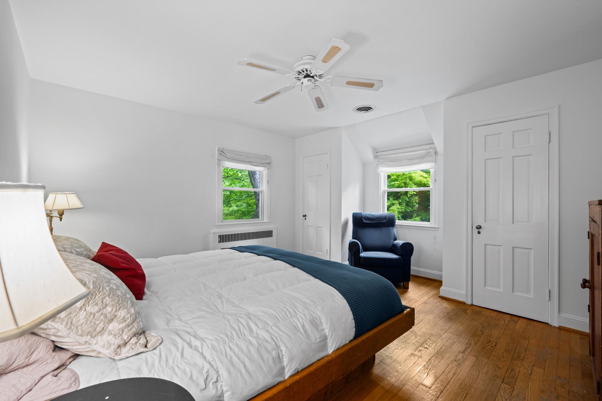 ROLAND PARK - Residential