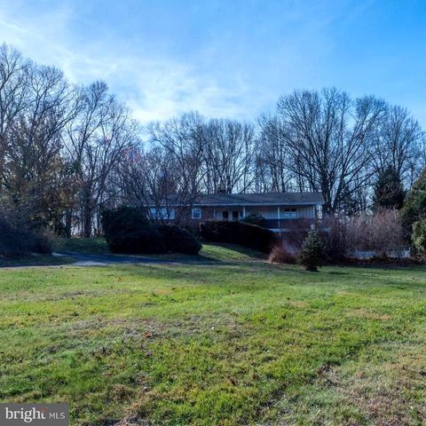 929 N MANOR ROAD HONEY BROOK PA 19344