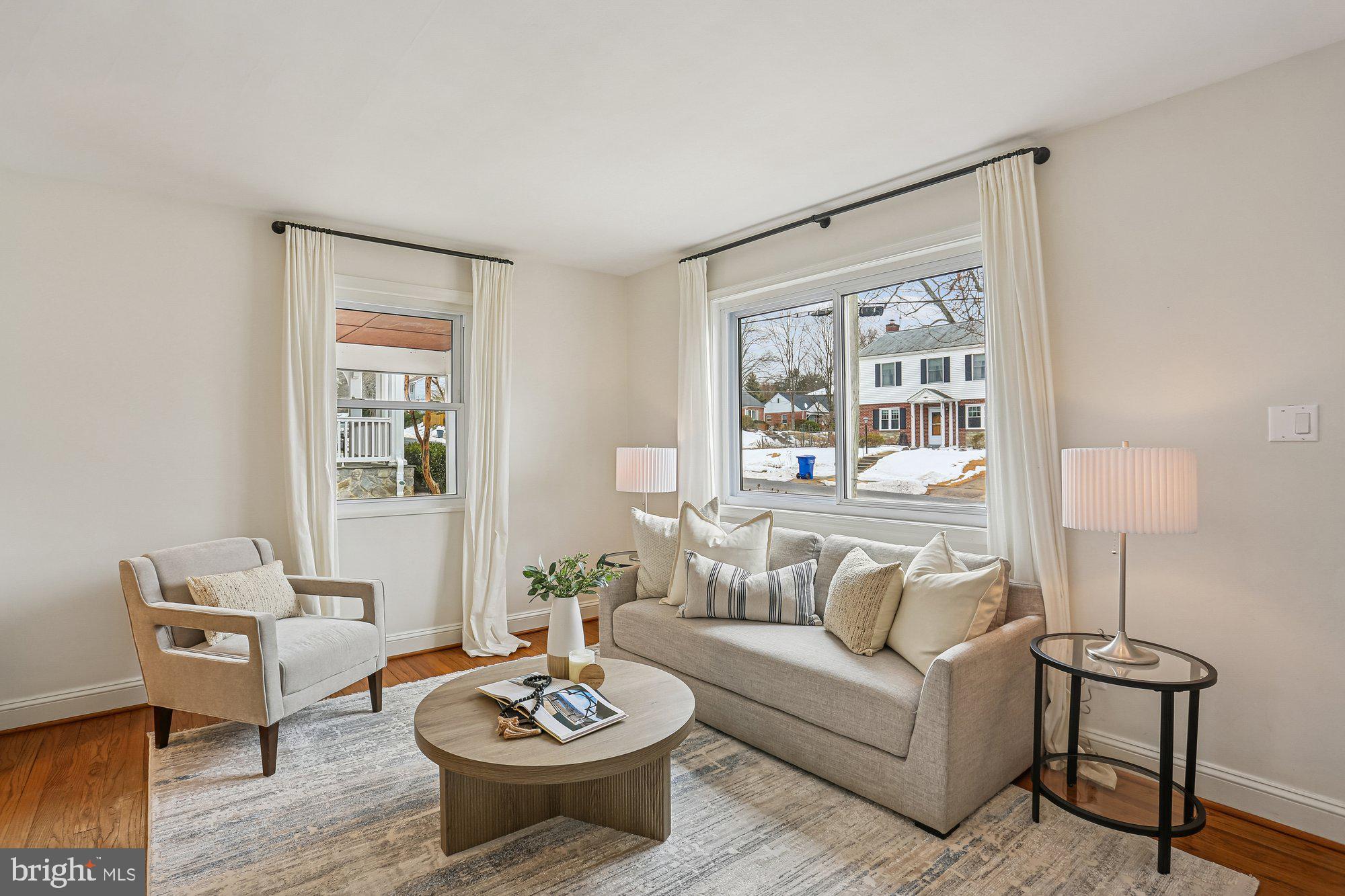 KENSINGTON ESTATES - Residential