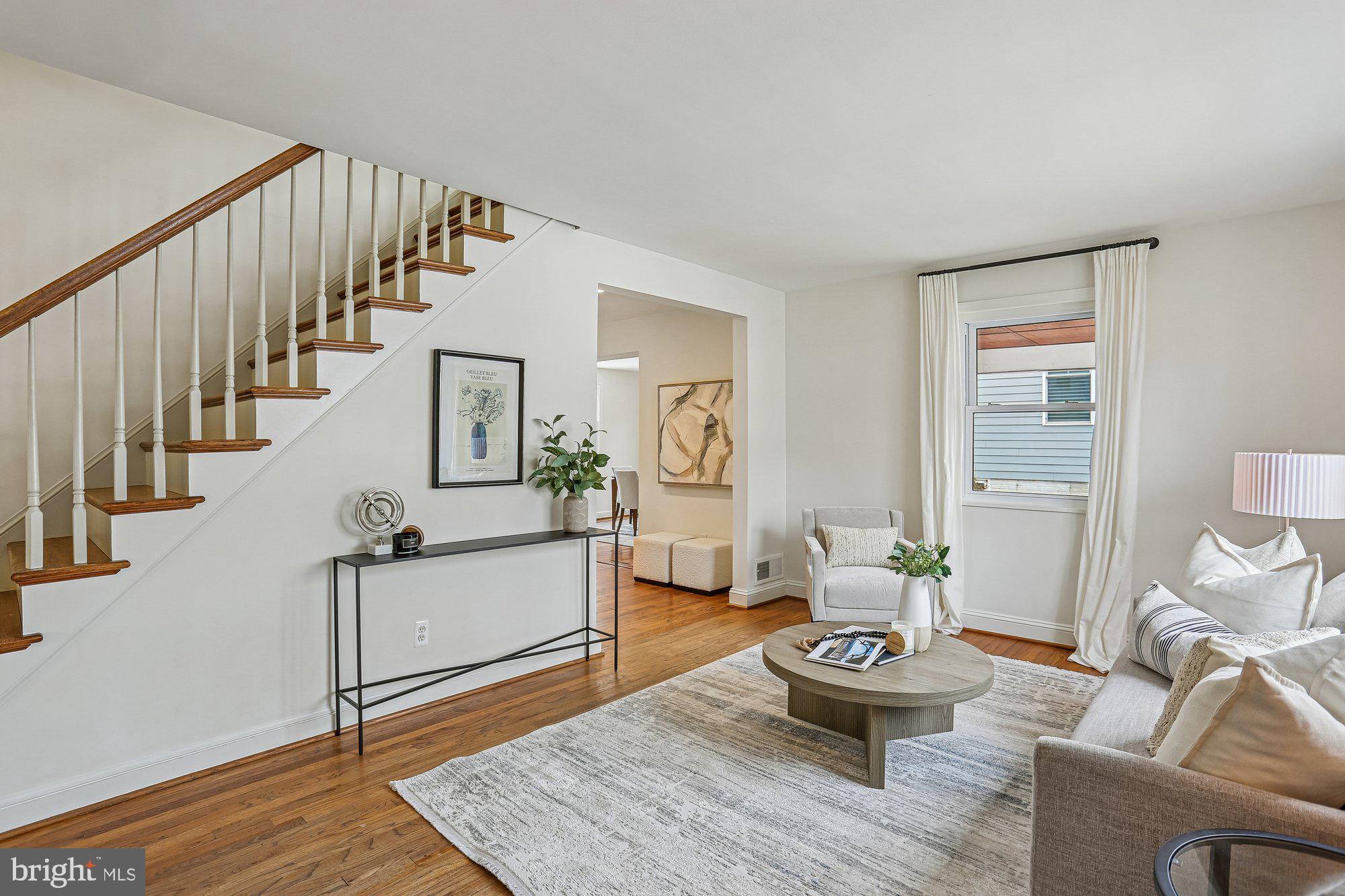 KENSINGTON ESTATES - Residential