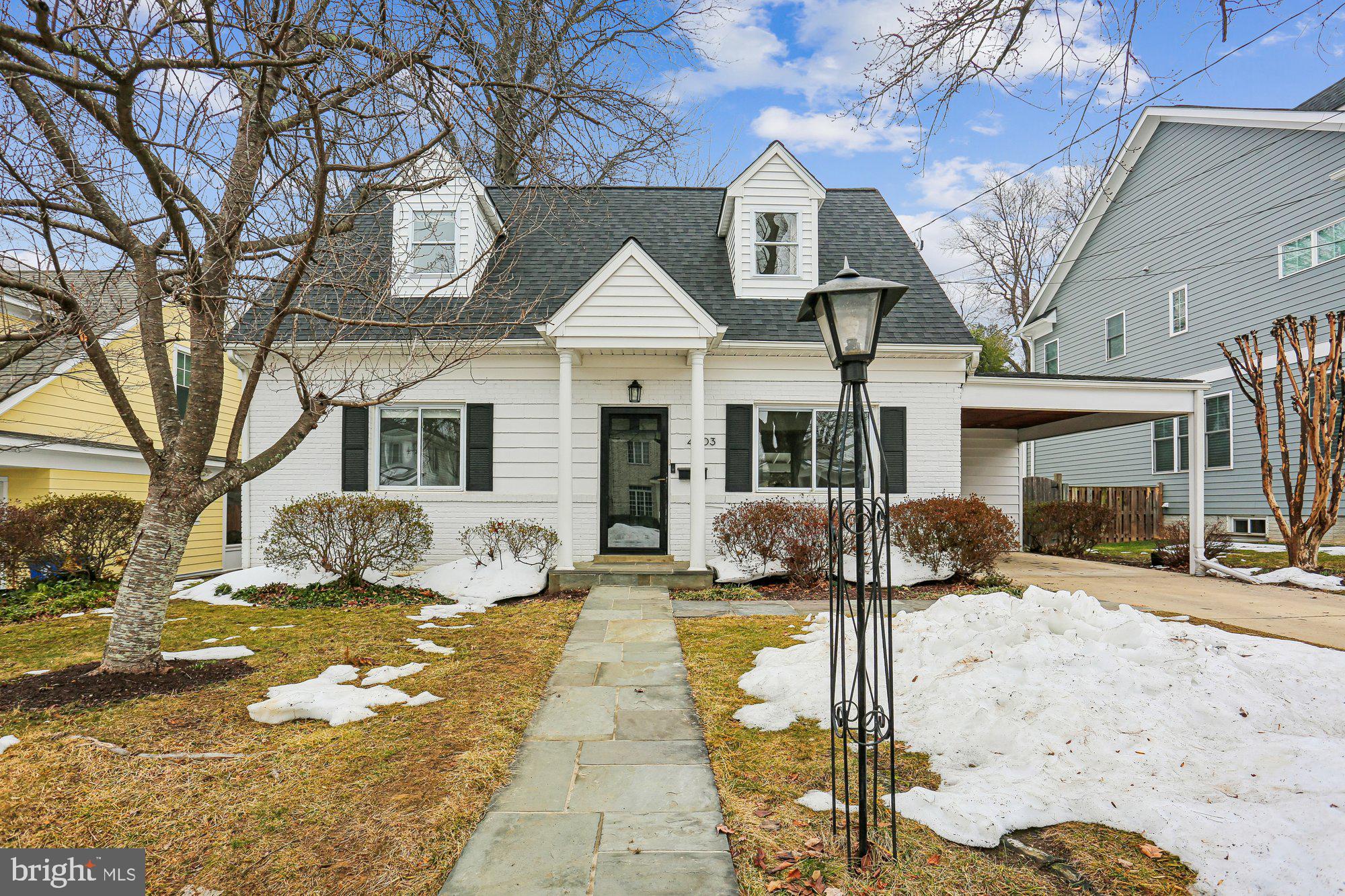 KENSINGTON ESTATES - Residential