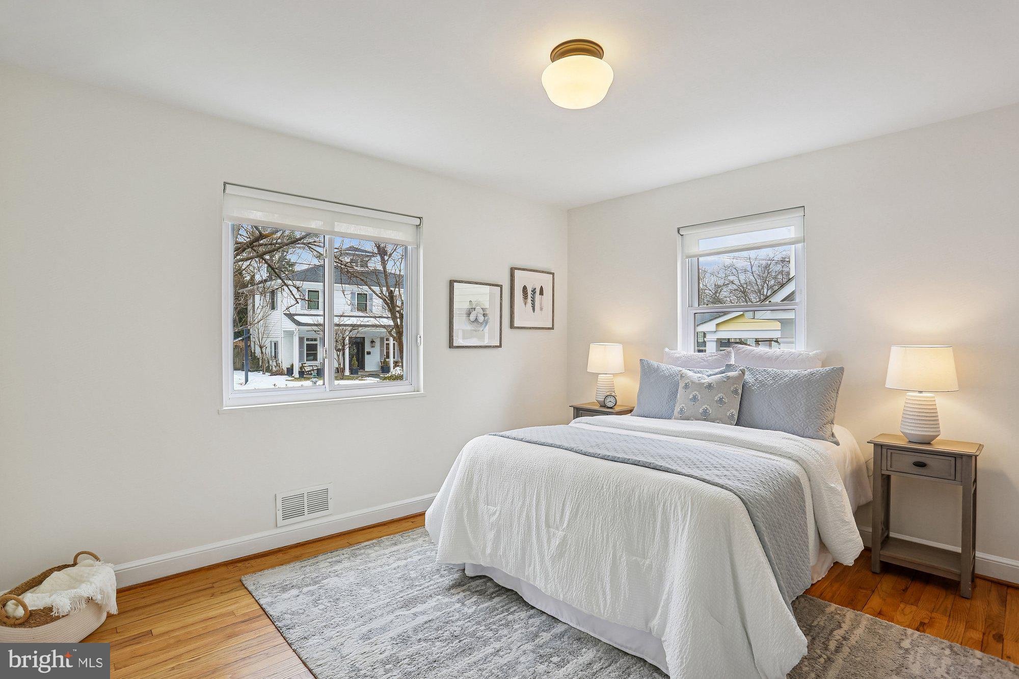 KENSINGTON ESTATES - Residential