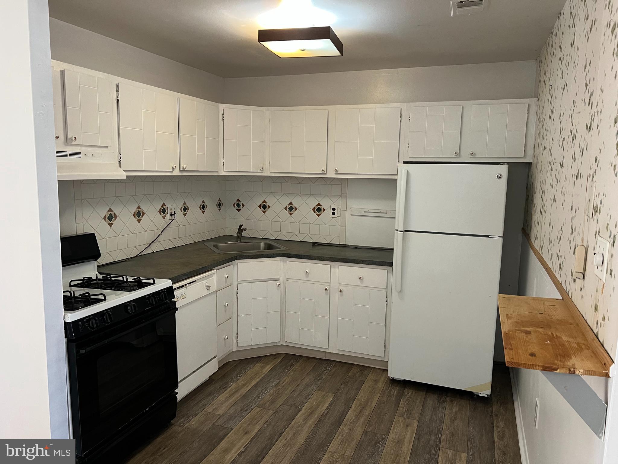 9926 HALDEMAN AVENUE 00 43