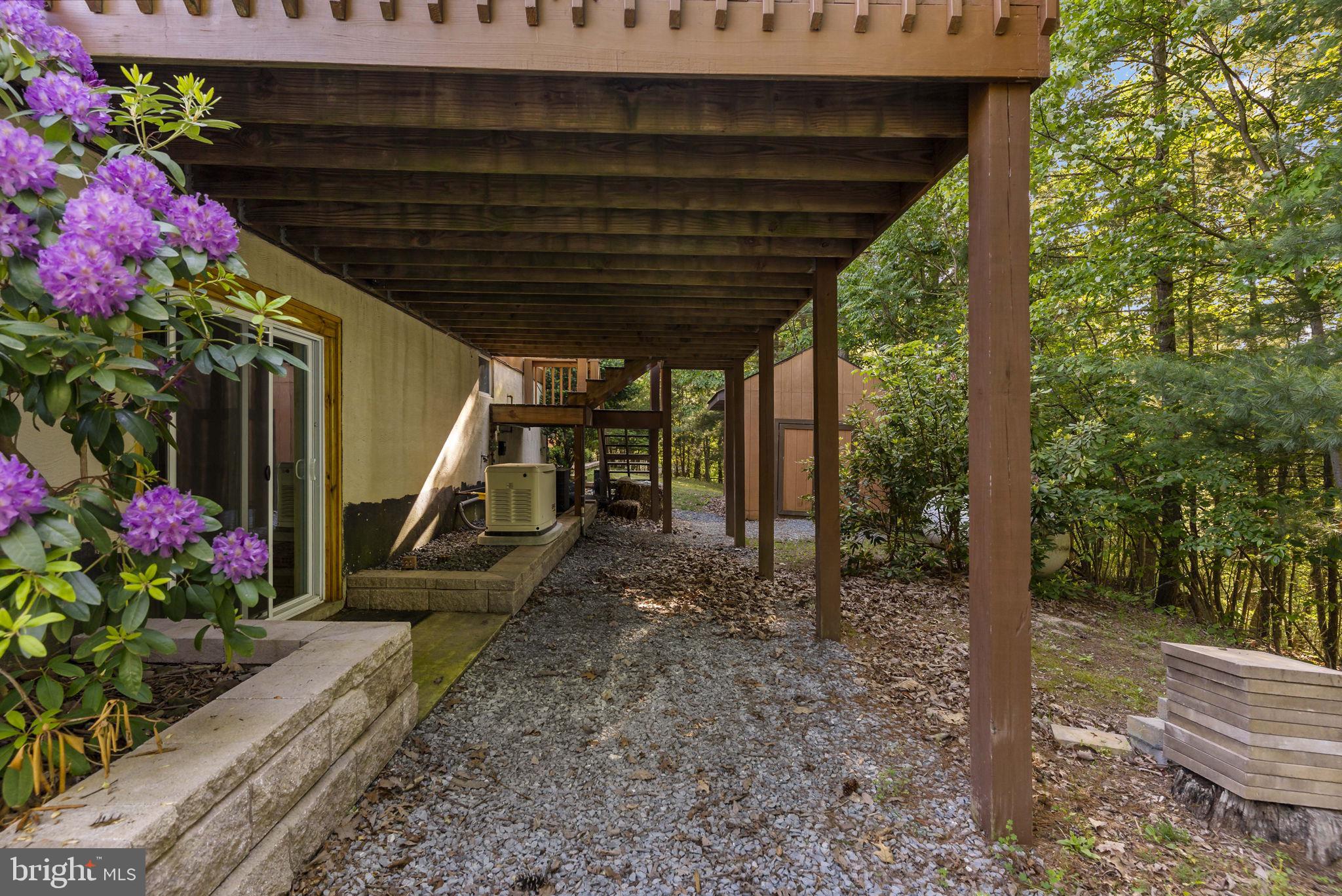 SLEEPY CREEK - Residential