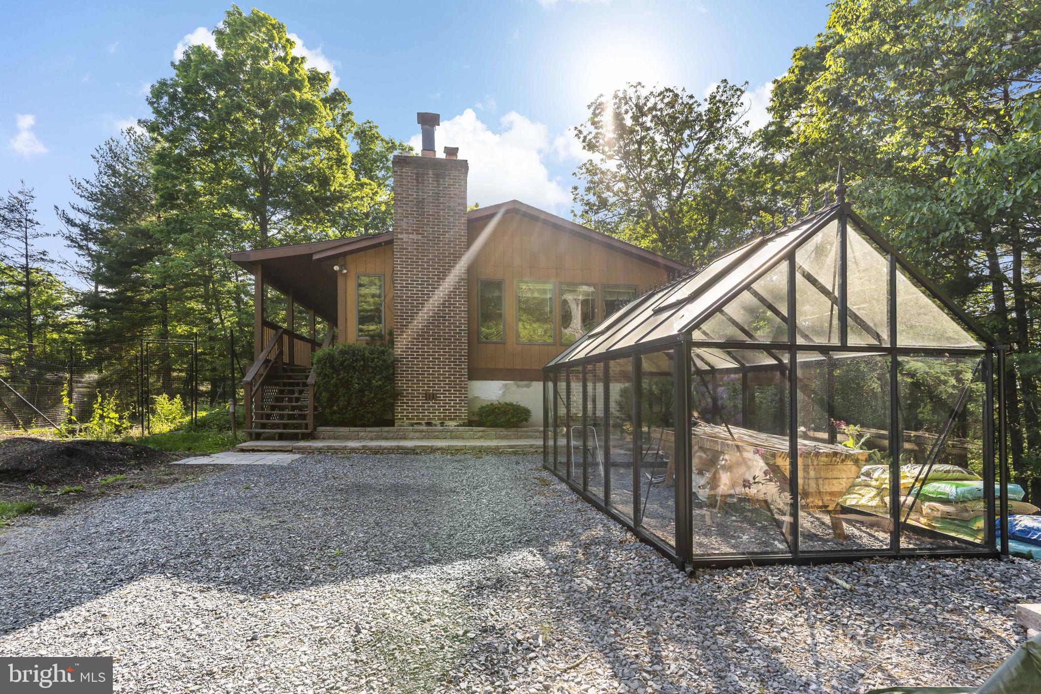 SLEEPY CREEK - Residential