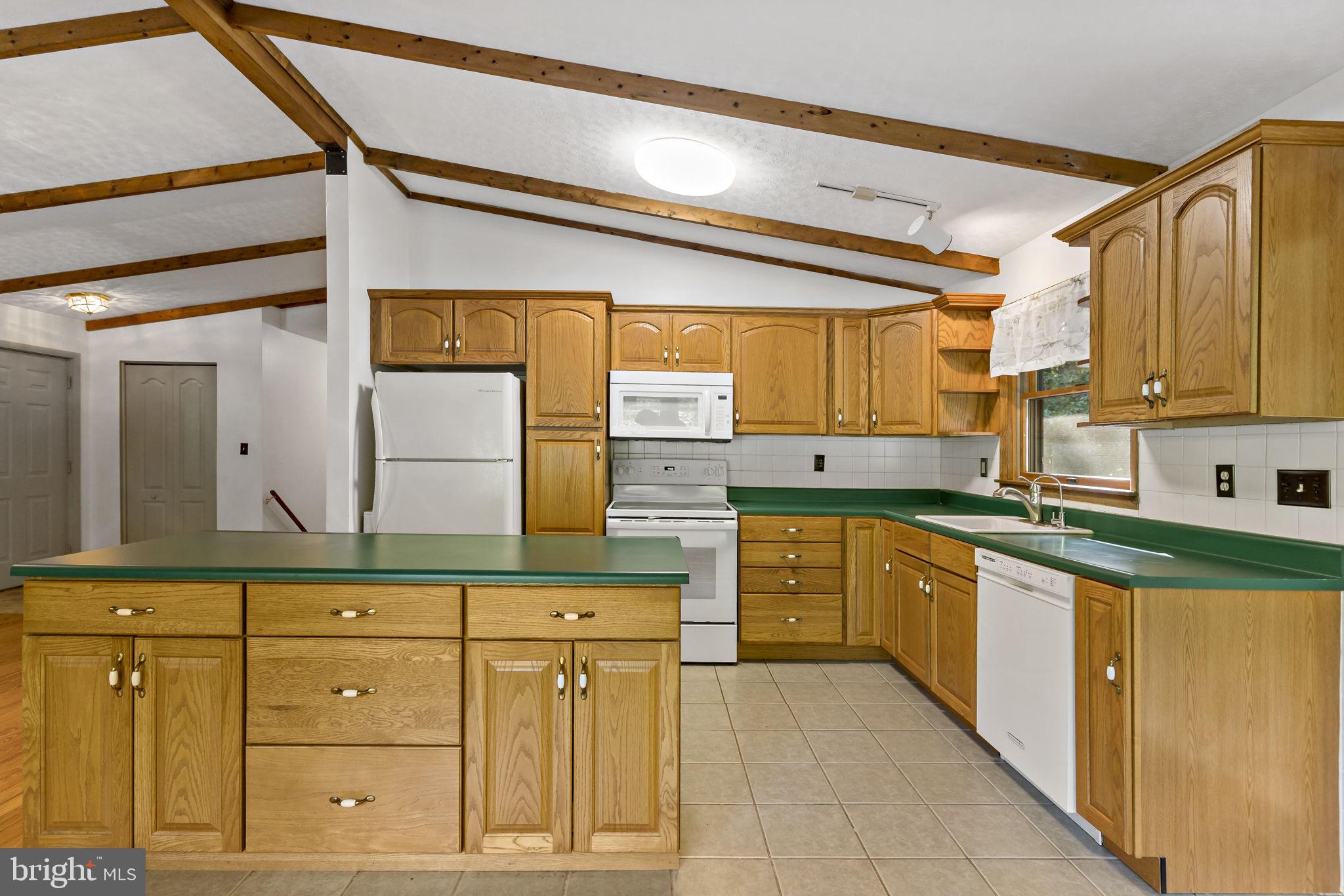 SLEEPY CREEK - Residential