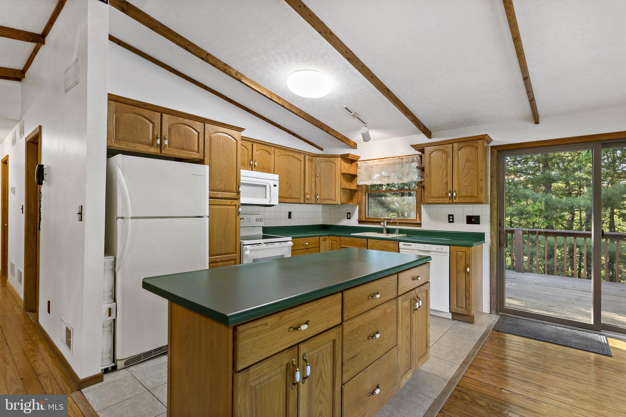 SLEEPY CREEK - Residential