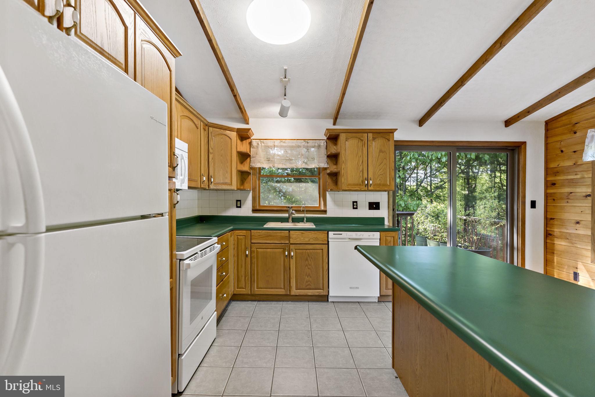 SLEEPY CREEK - Residential