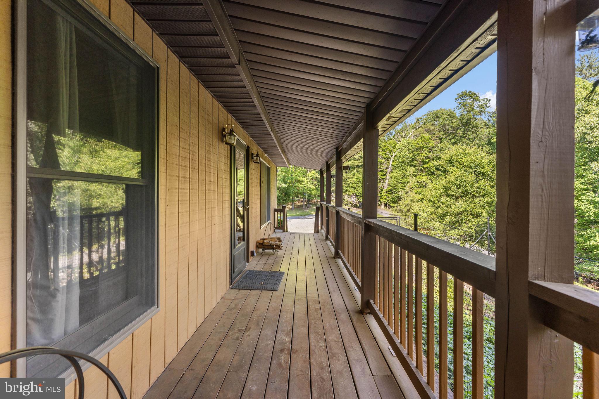 SLEEPY CREEK - Residential