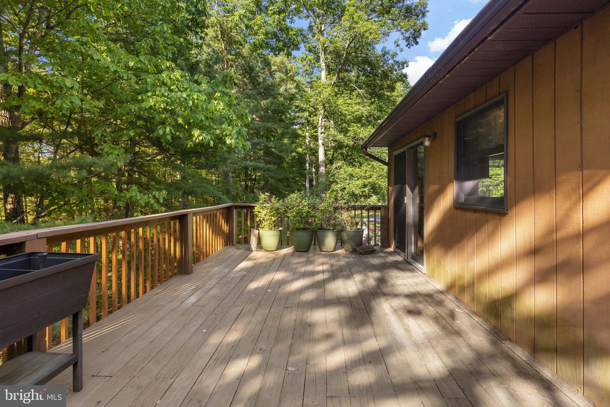 SLEEPY CREEK - Residential