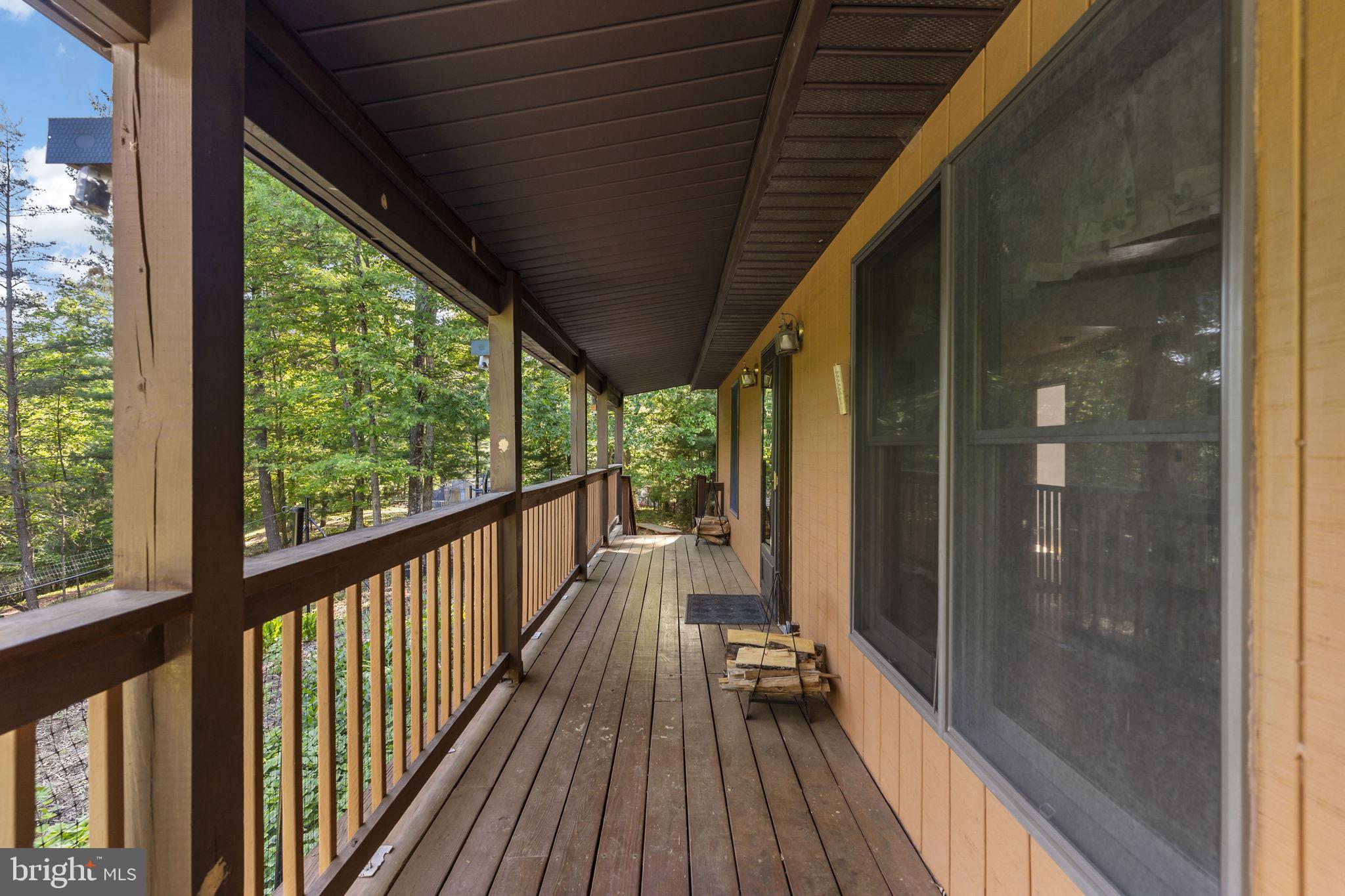 SLEEPY CREEK - Residential