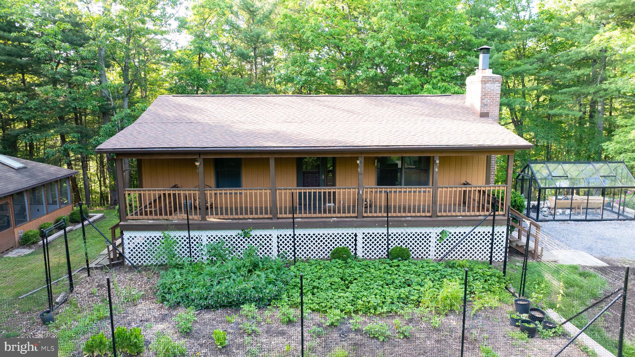 SLEEPY CREEK - Residential