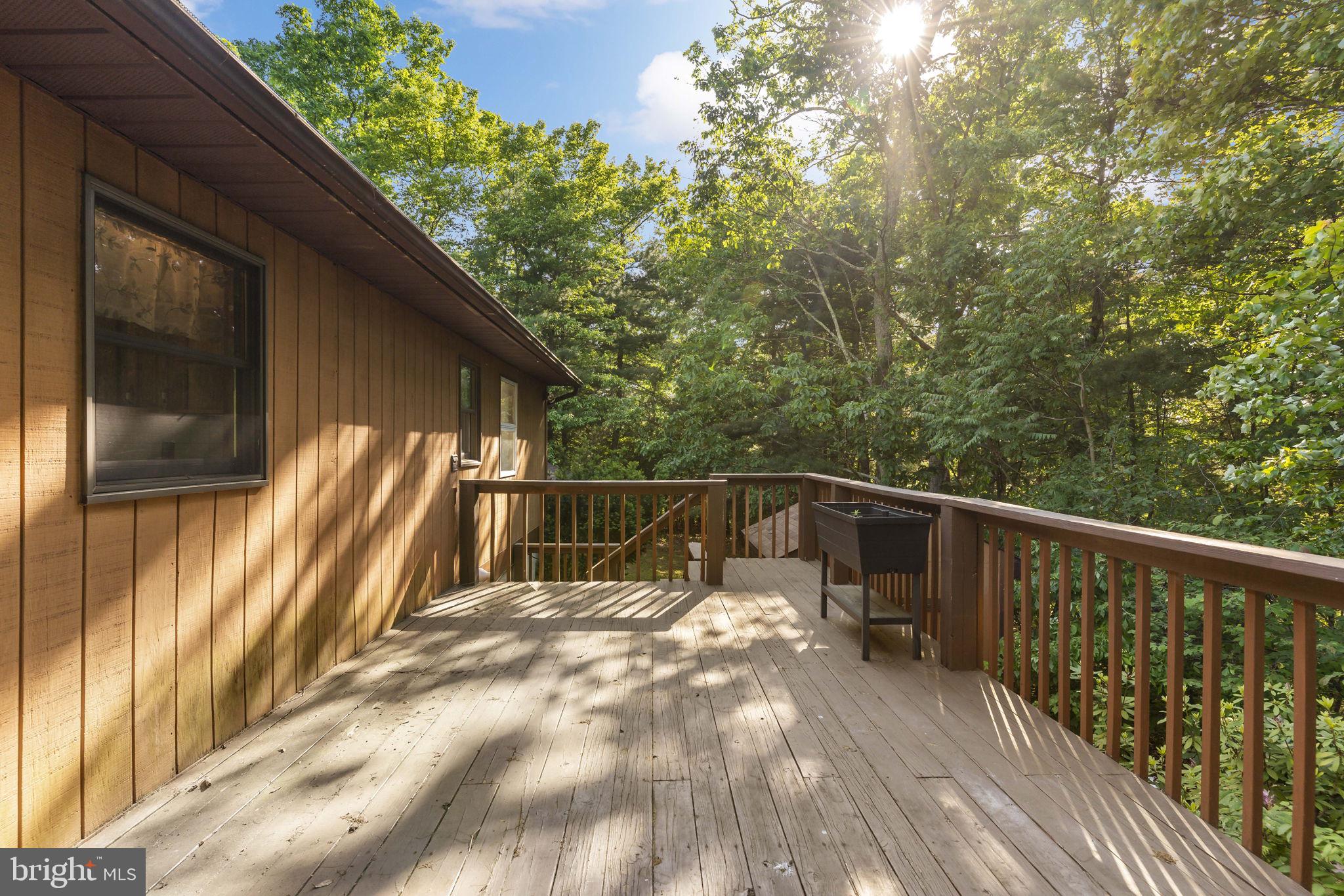 SLEEPY CREEK - Residential