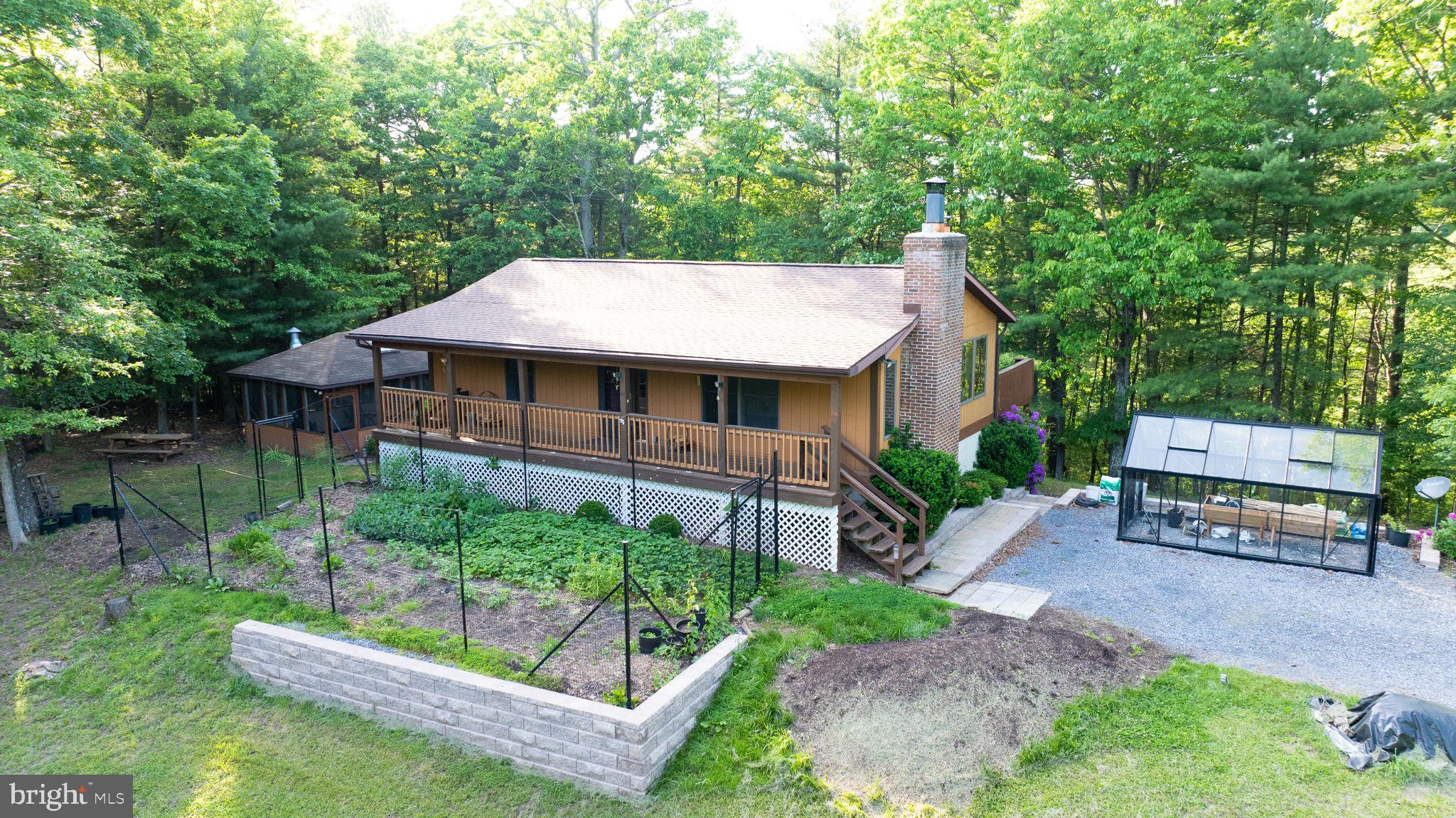 SLEEPY CREEK - Residential