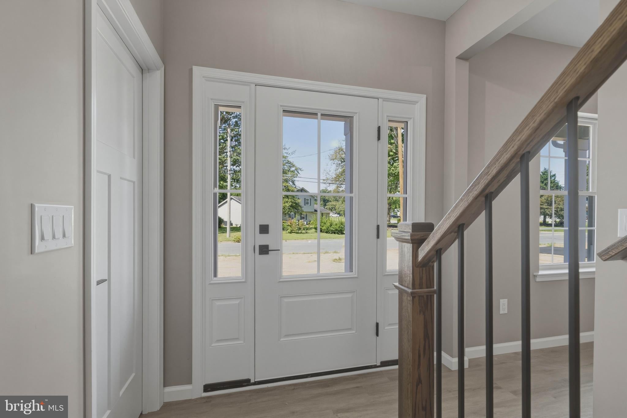 1179 HOLMES AVENUE - Photo 4