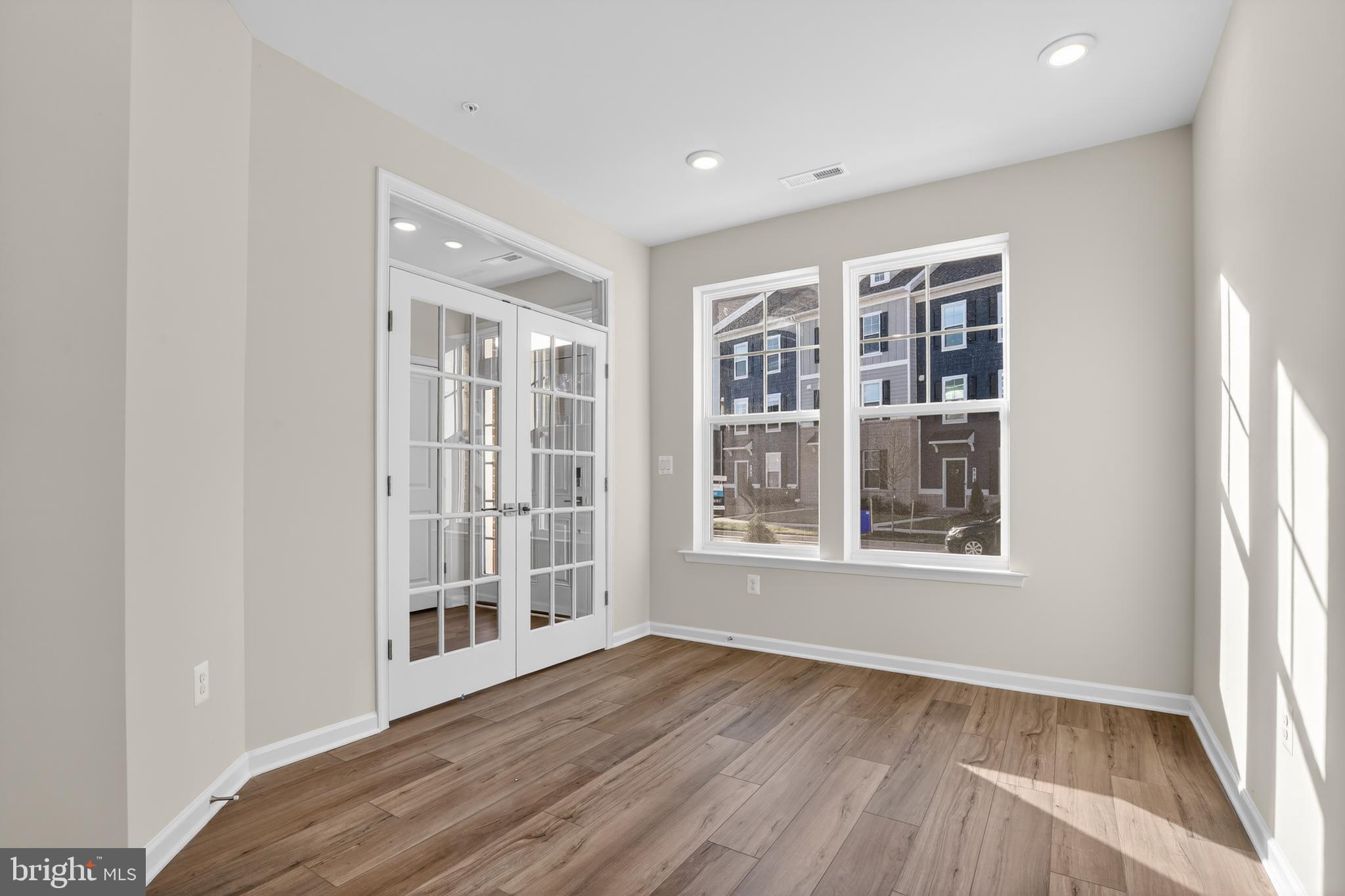 GREENLEIGH AT CROSSROADS - Residential