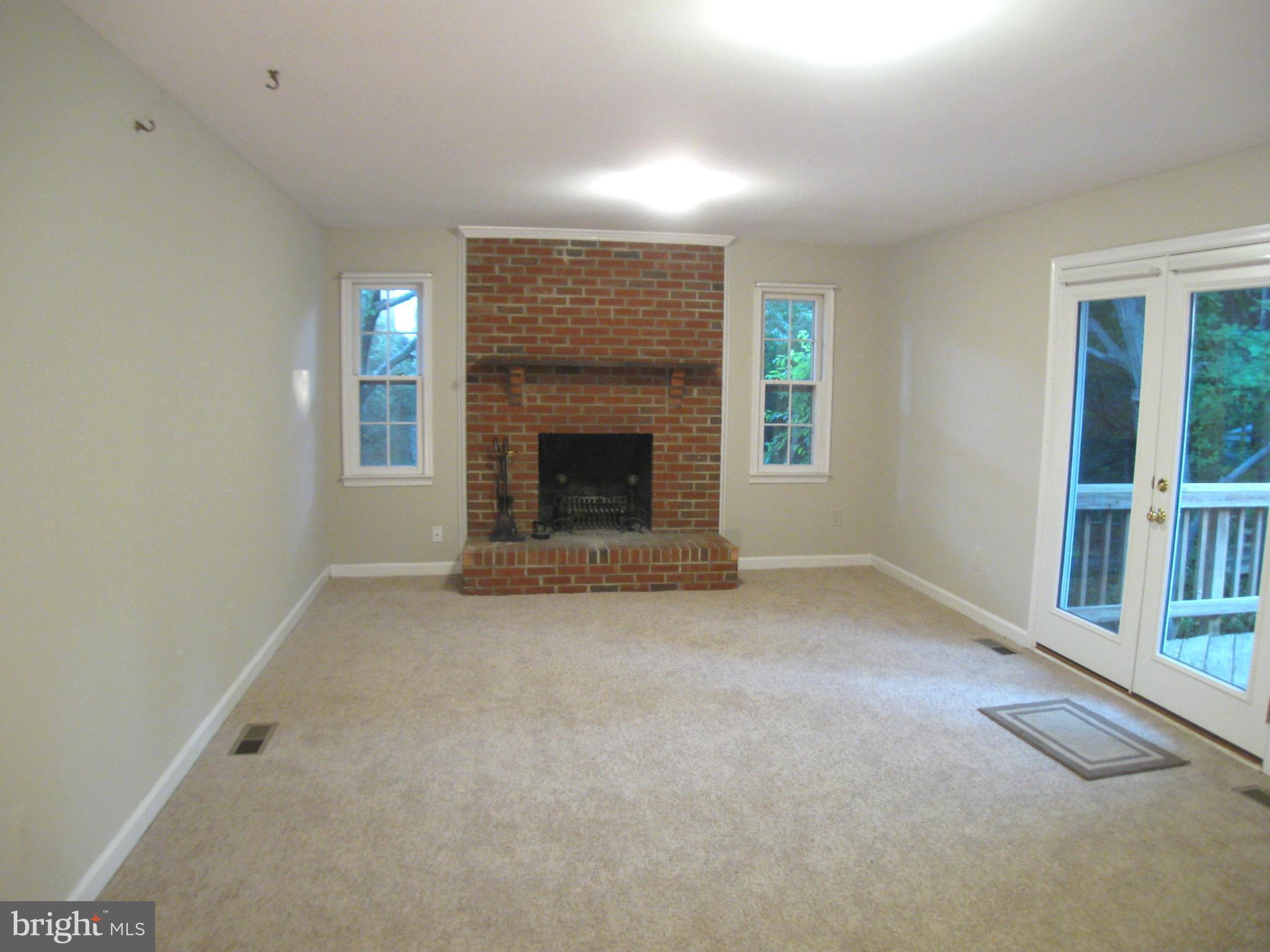 FRANKLIN GLEN - Residential