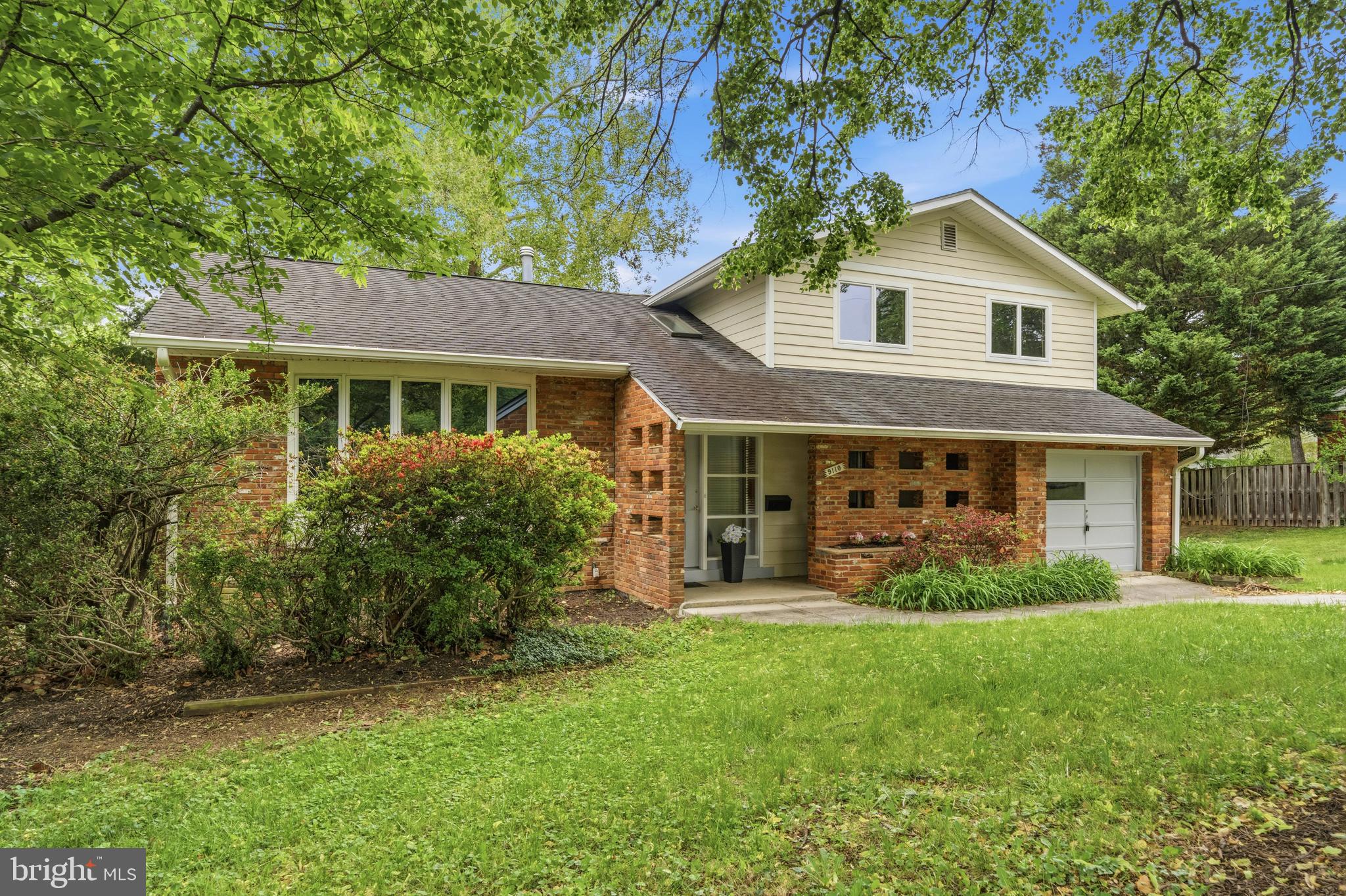 GREEN TREE MANOR - Residential
