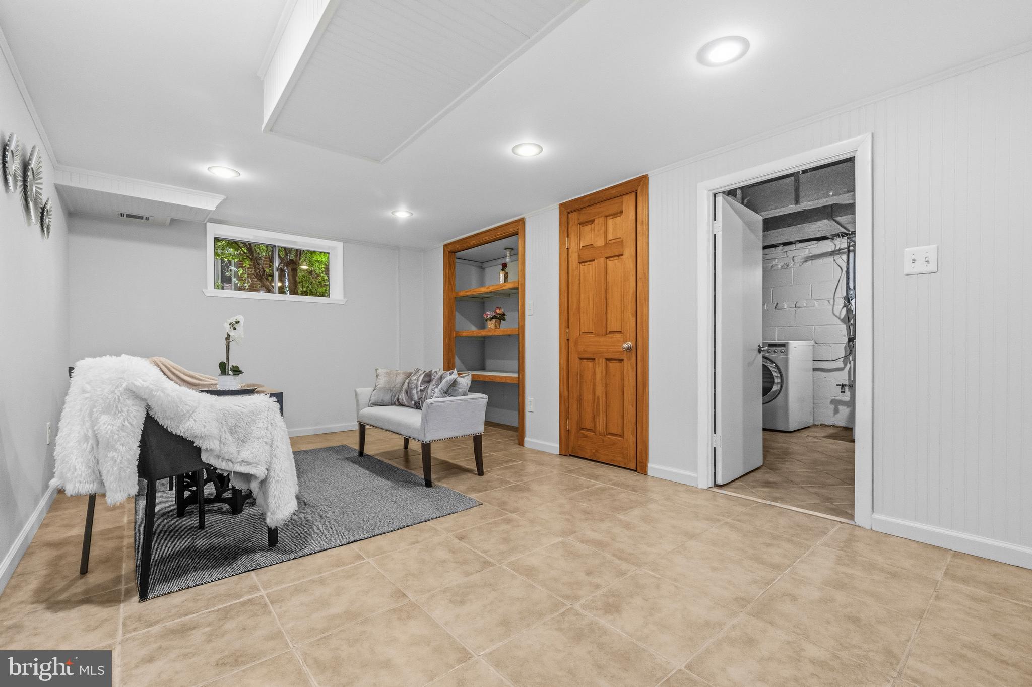 GREEN TREE MANOR - Residential