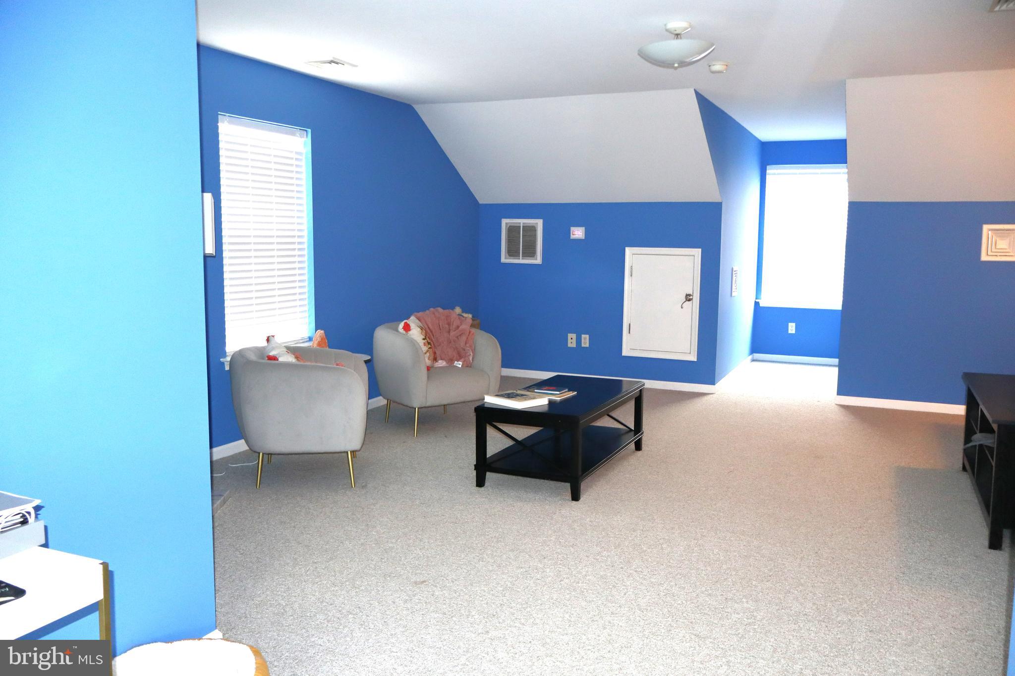 BELLA SQUARE - Residential