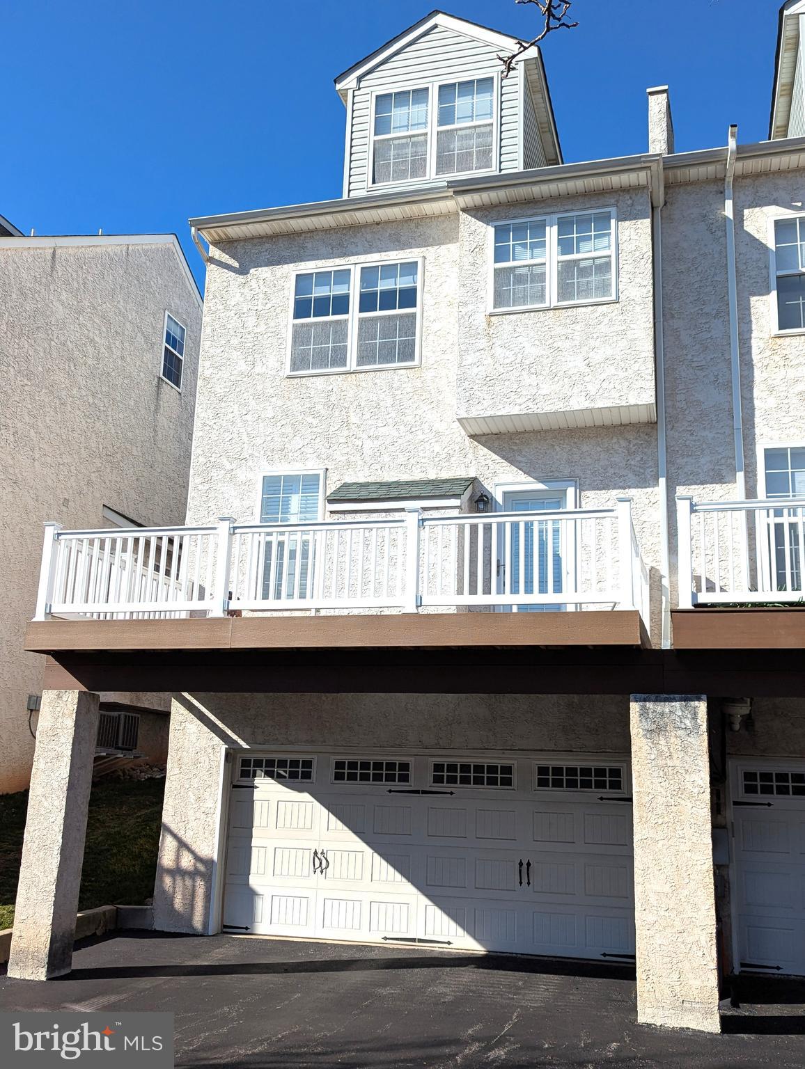 BELLA SQUARE - Residential