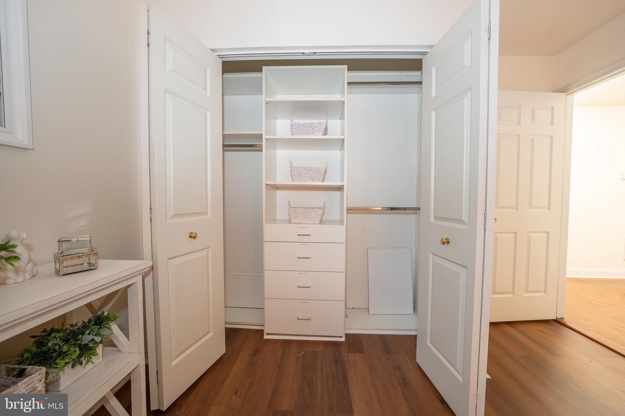 CHESTERBROOK - Residential