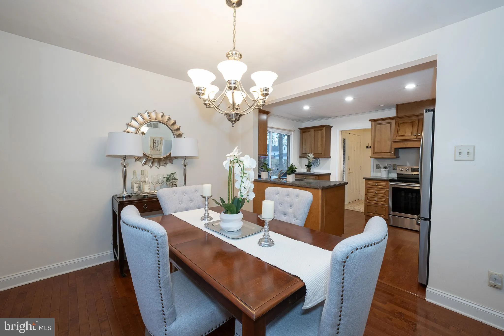 Chesterbrook, Pennsylvania 19087, United States, 3 Bedrooms Bedrooms, ,2 BathroomsBathrooms,Residential,Coming Soon,233541