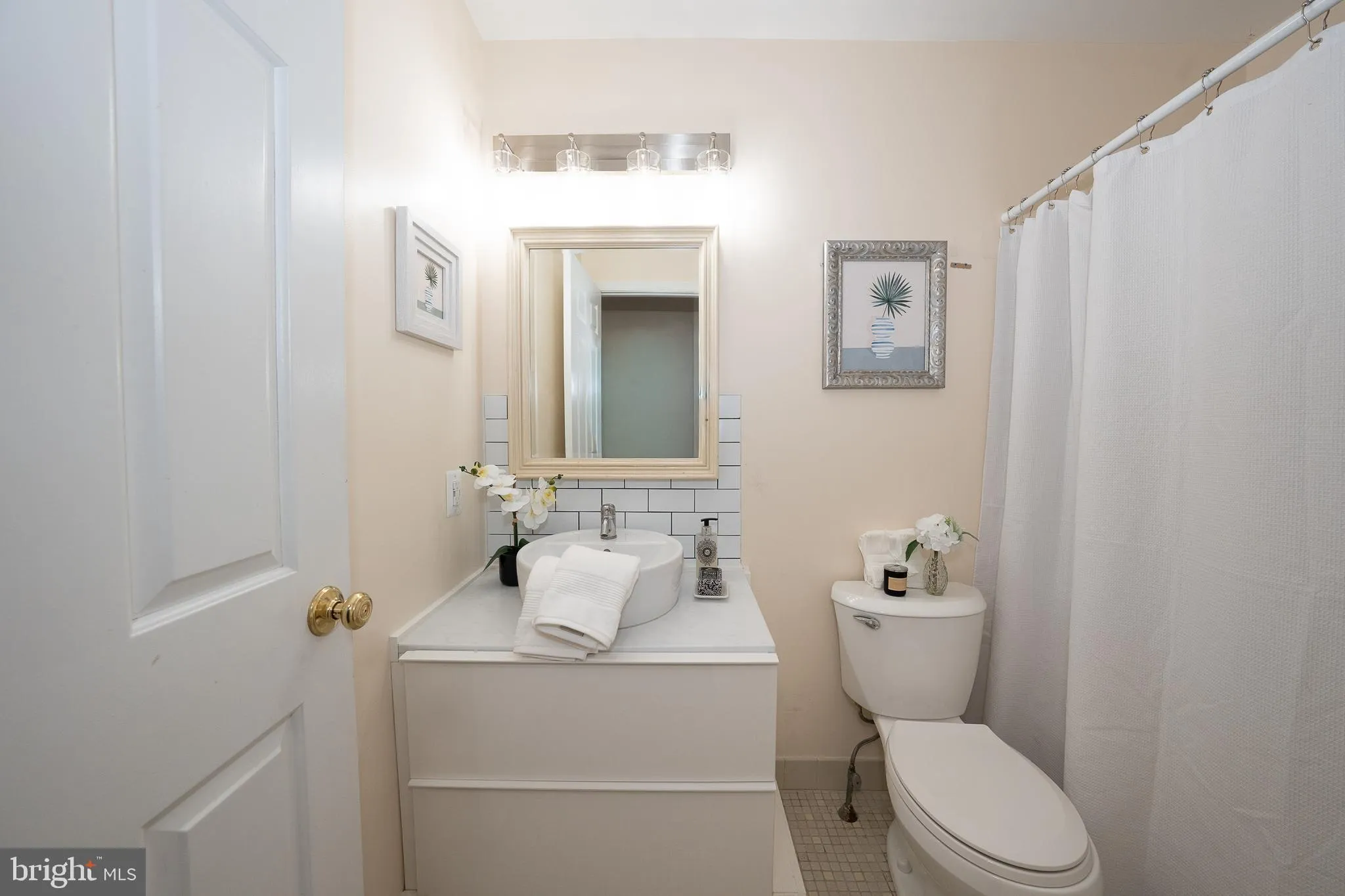 Chesterbrook, Pennsylvania 19087, United States, 3 Bedrooms Bedrooms, ,2 BathroomsBathrooms,Residential,Coming Soon,233541