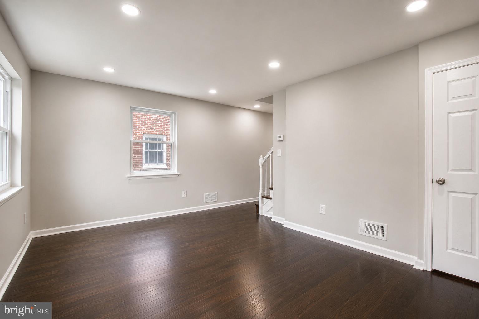 4609 EAST CAPITOL STREET SE
