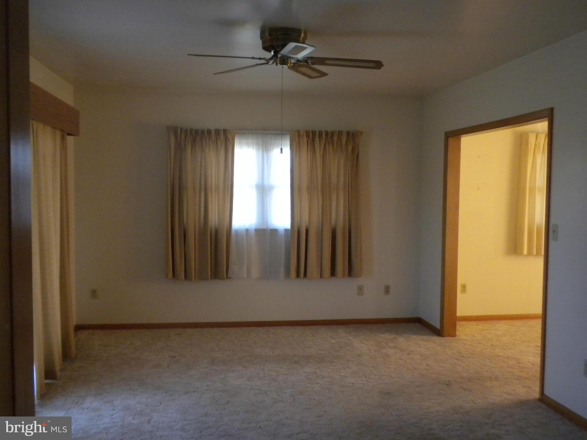 AVONDALE ACRES - Residential