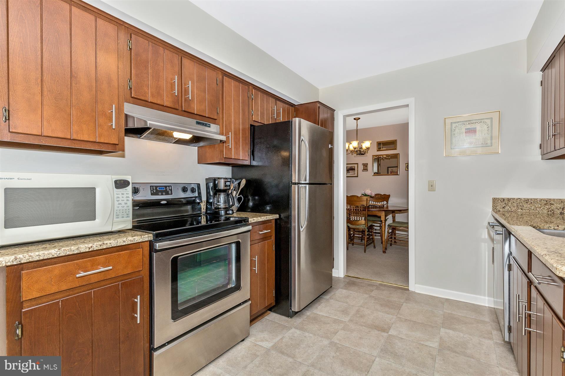 GLADE TOWN - Residential