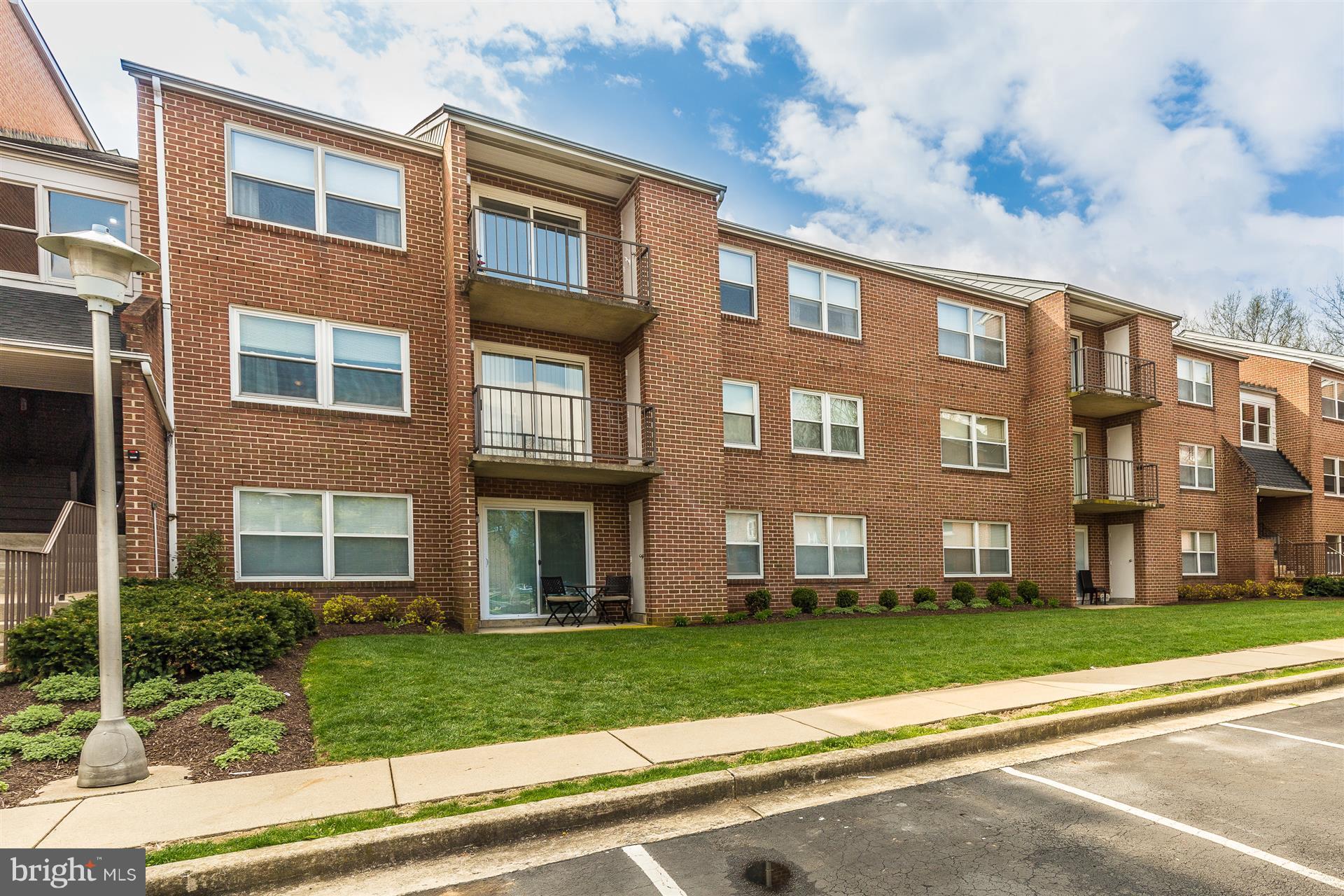 GLADE TOWN - Residential