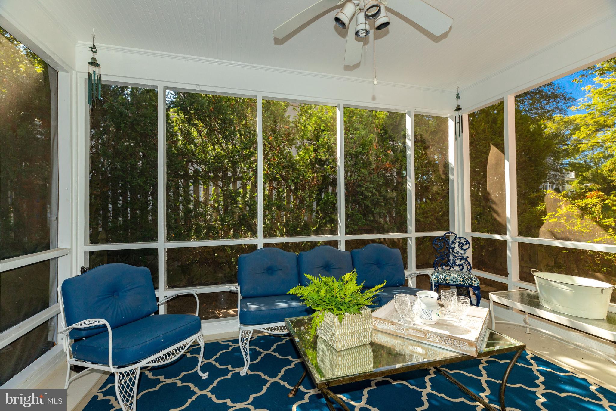 WOODACRES - Residential