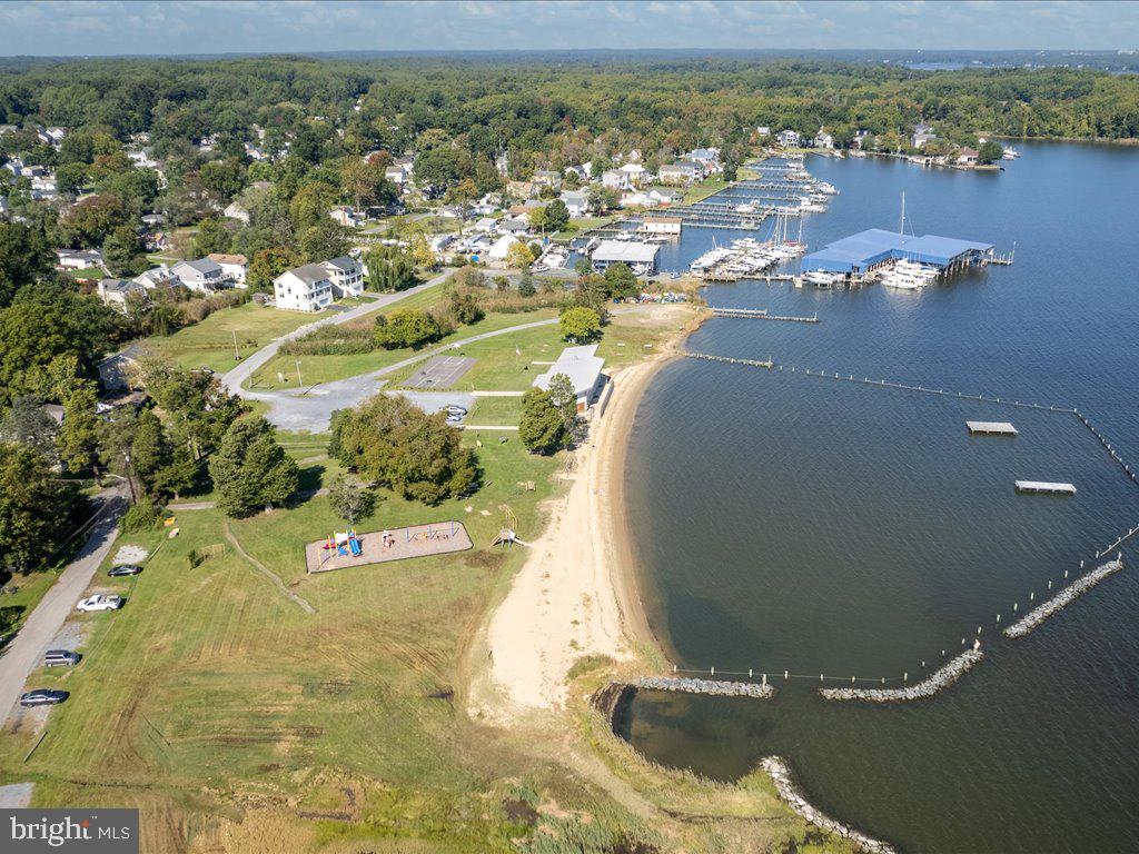 SELBY ON THE BAY - Residential