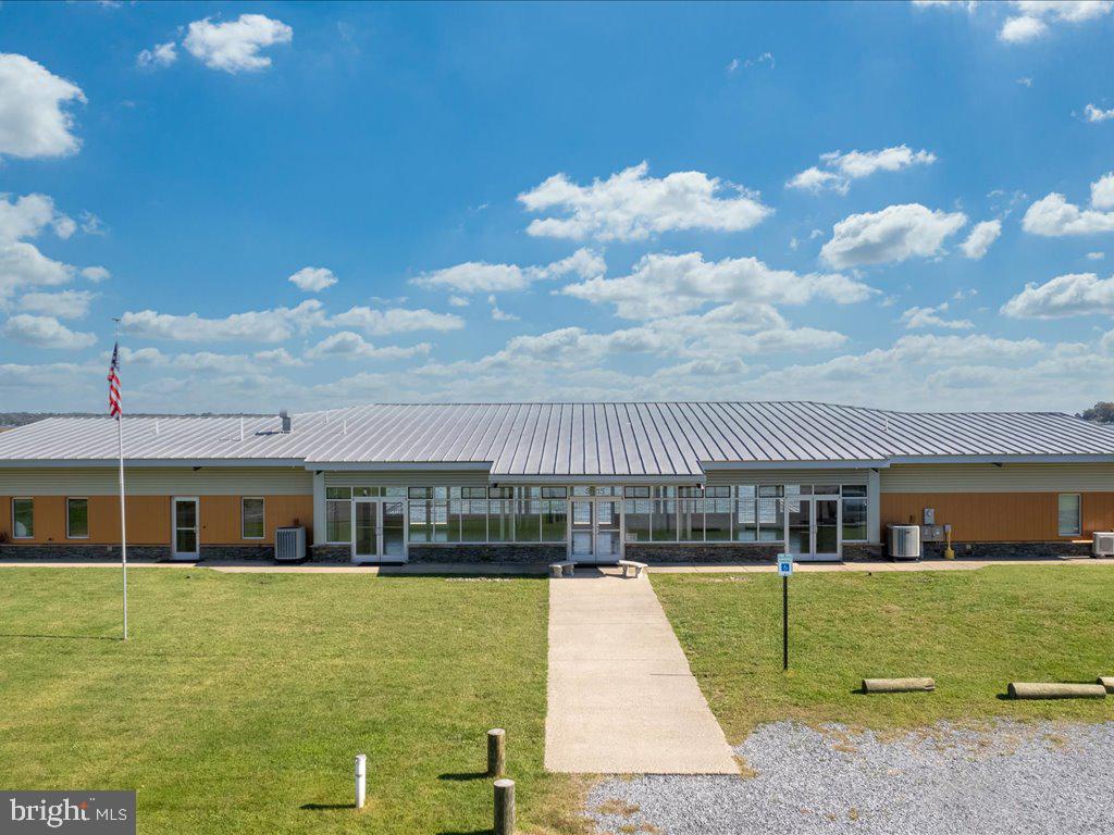 SELBY ON THE BAY - Residential