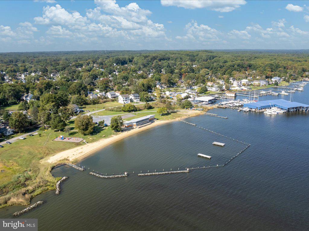 SELBY ON THE BAY - Residential
