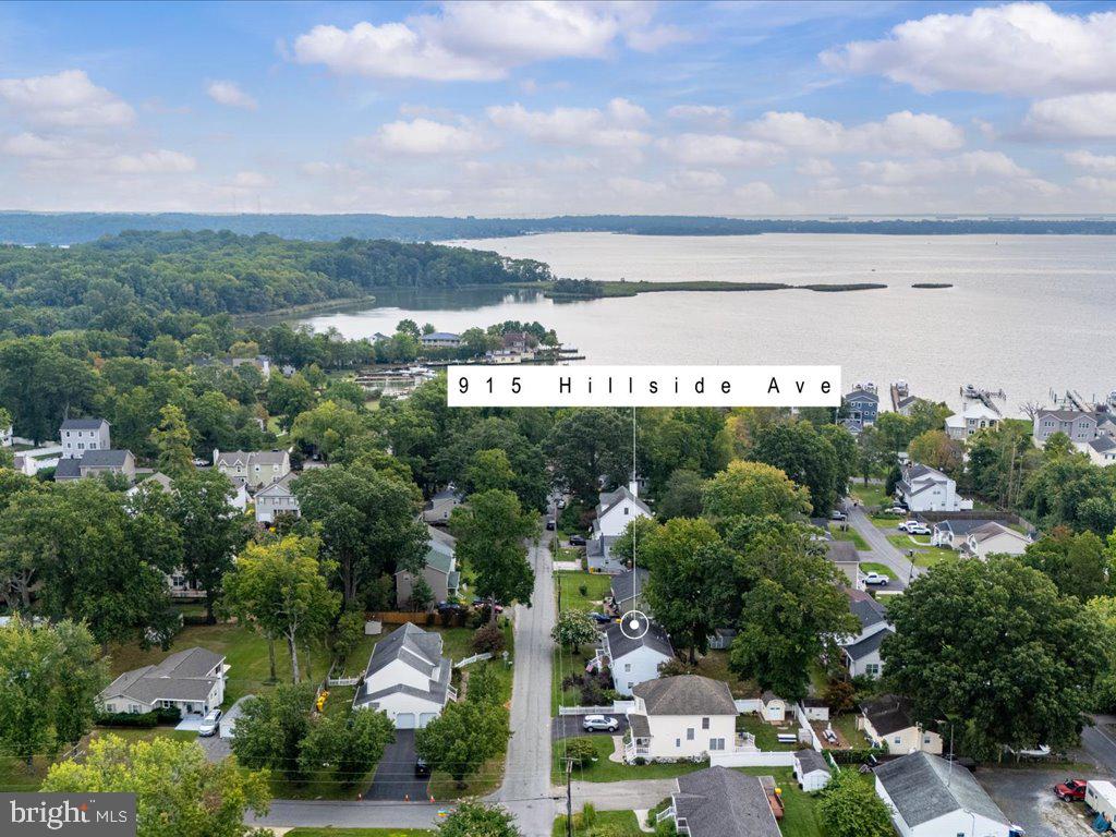 SELBY ON THE BAY - Residential