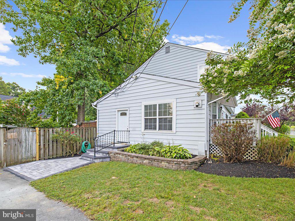 SELBY ON THE BAY - Residential