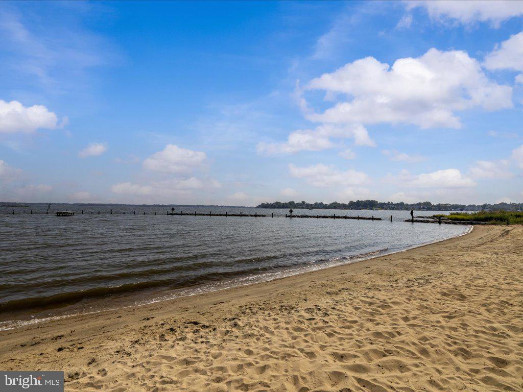 SELBY ON THE BAY - Residential